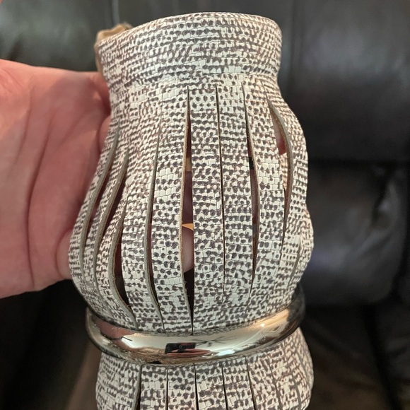 L.A.M.B Heeled Sandals With Back Zipper Size 8 - Picture 5 of 9